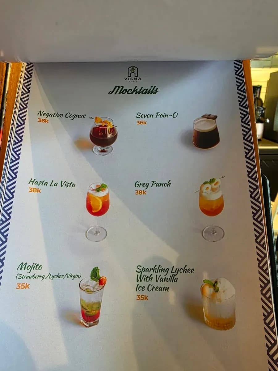 Foto buku menu minuman VISMA; harga dapat berubah